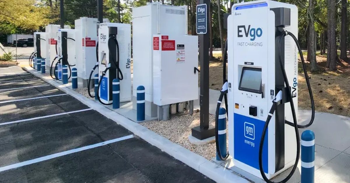 EVgo is adding 400+ fast chargers where you grocery shop