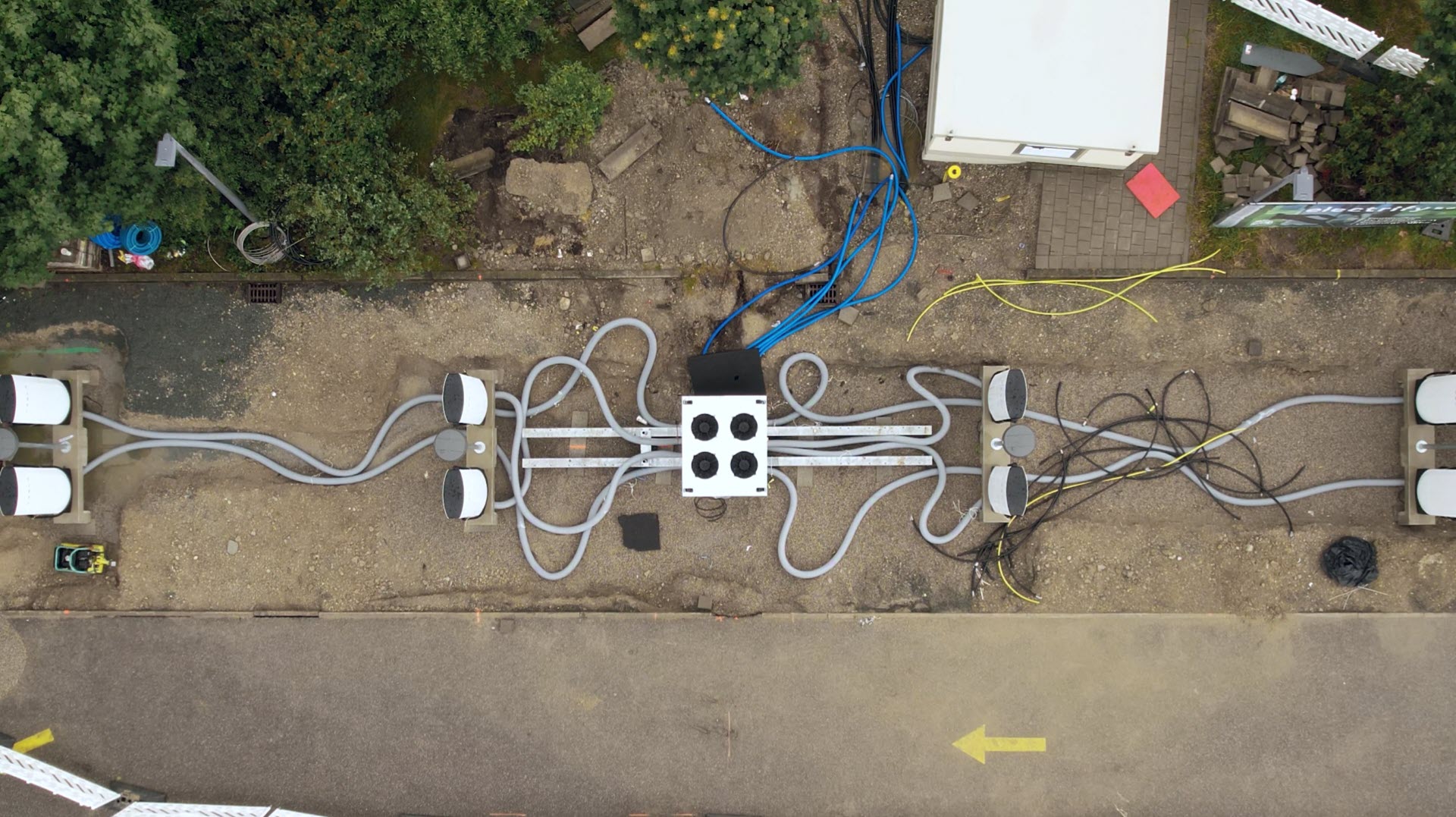Tesla unveils Accordion Supercharger with 20% cheaper installation